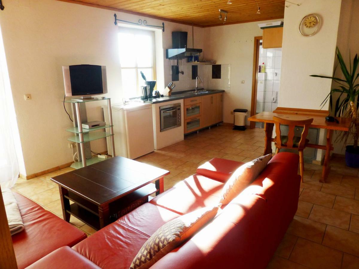 Ferienwohnung Boesch Taching am See Dış mekan fotoğraf